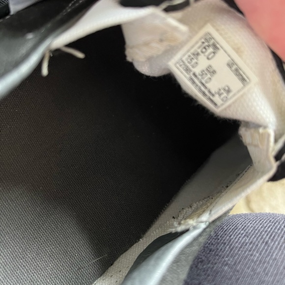 Men’s Vans size 16 - Picture 2 of 3